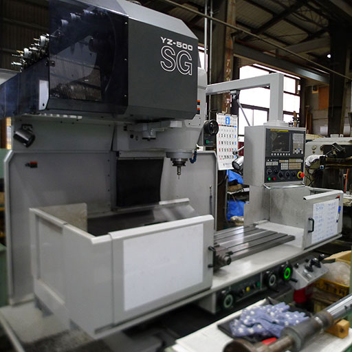 竪型NC汎用フライス